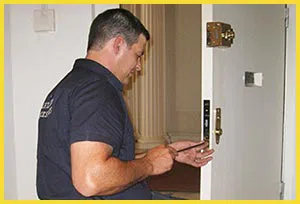 North Coconut Grove FL Locksmith, North Coconut Grove, FL 305-907-3338 - 73-11