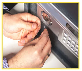 North Coconut Grove FL Locksmith, North Coconut Grove, FL 305-907-3338 - eme-01